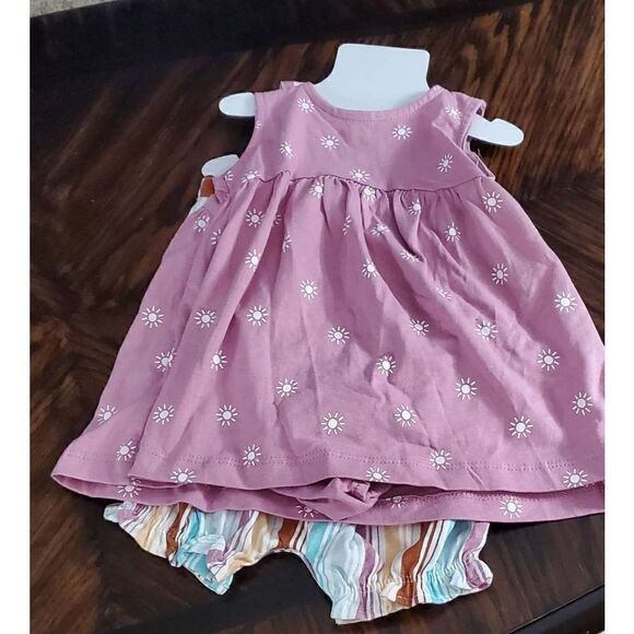 NEW WITH TAGS CARTERS 2 PIECE ROMPERS - Picture 5 of 6